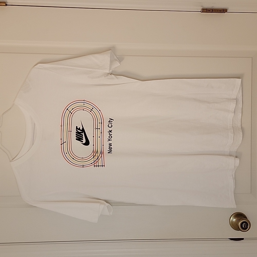 Nike Sportswear SoHo Track NYC Subway Lines Tee, Size L